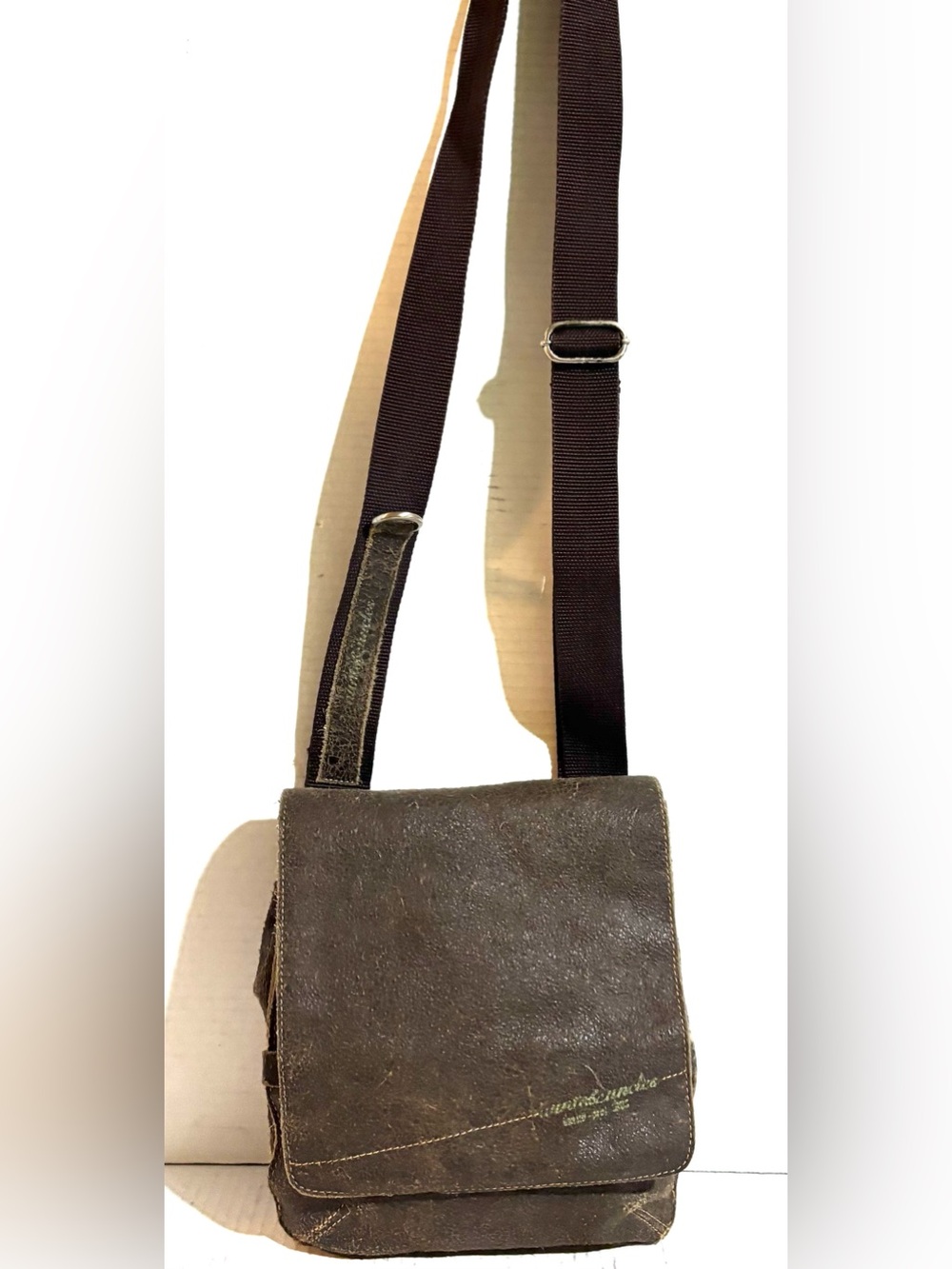 Unisex Dark Brown Leather Messenger Bag with Adjustable Strap